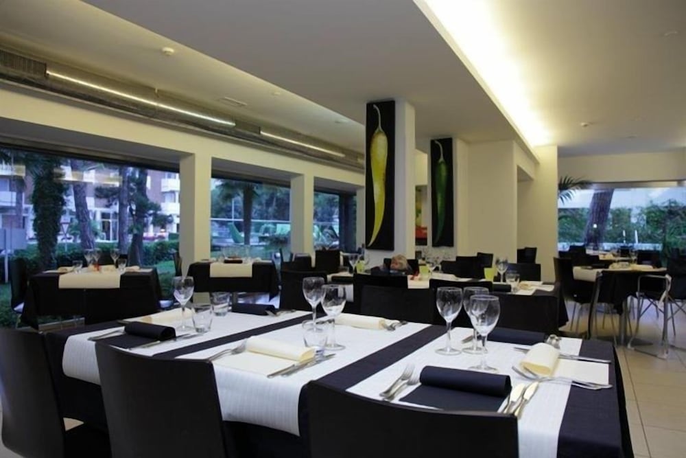 Фото Hotel Martini