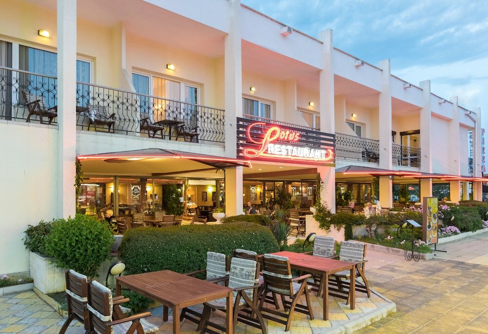 Фото Hotel Lotus