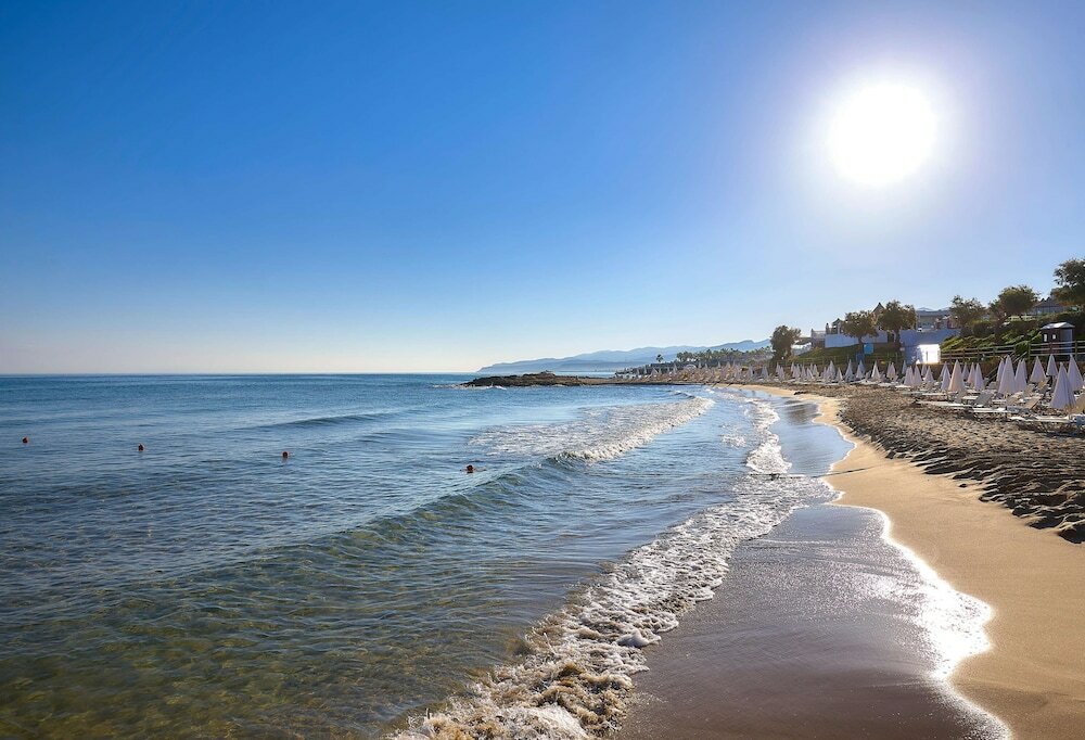 Фото Отель Alexander Beach Hotel & Village Resort