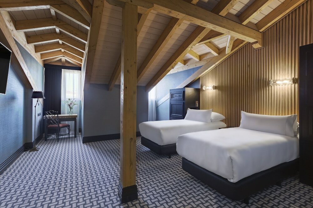 Фото Room Mate Alba