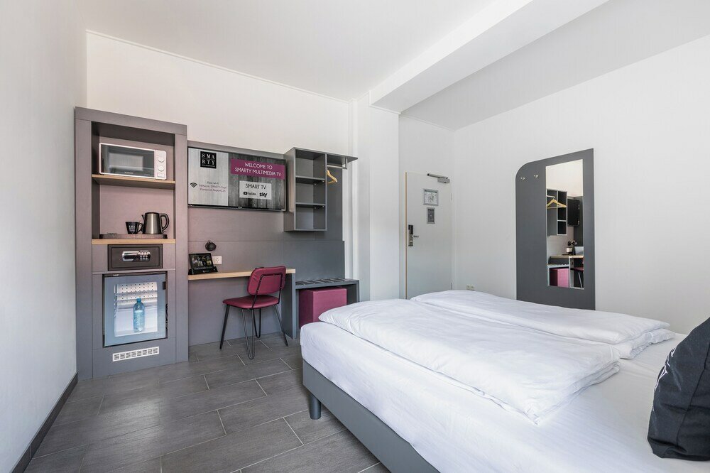 Фото Airport Hotel Dürscheidt