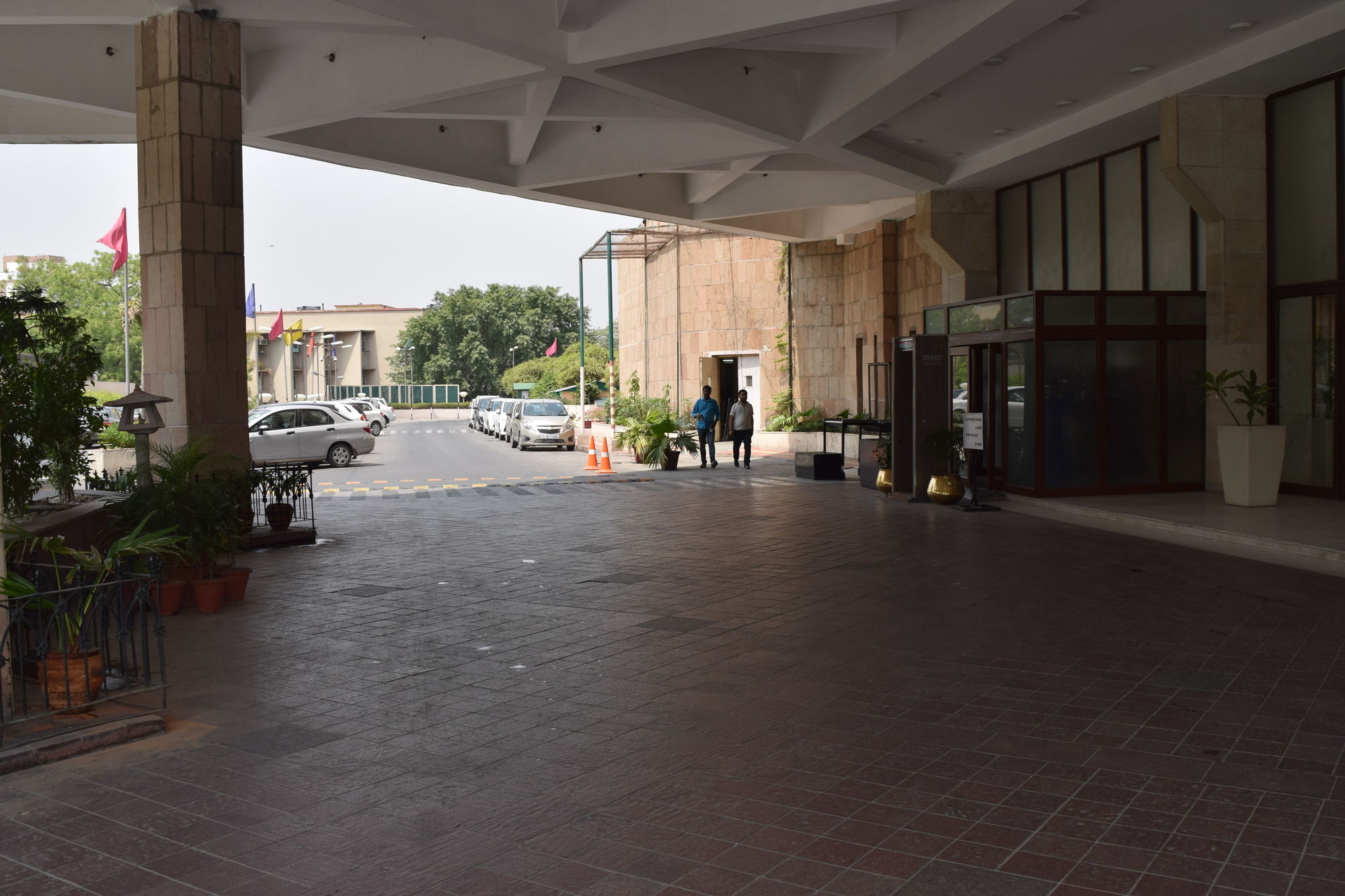 Фото Hotel Samrat Inn