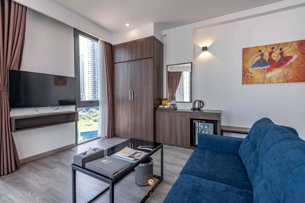 Фото Reyna Hotel Hanoi