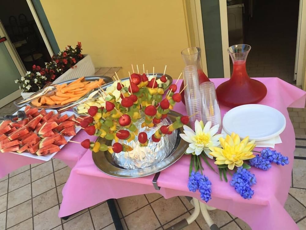 Фото Hotel Gloria