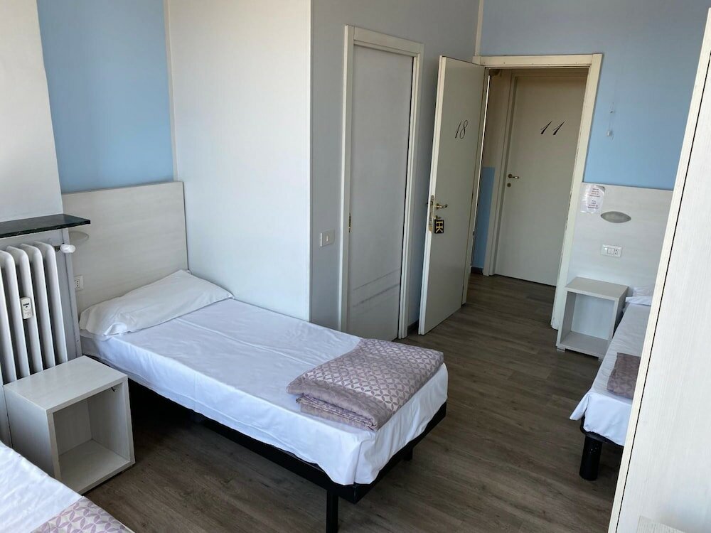 Фото Hotel Kennedy