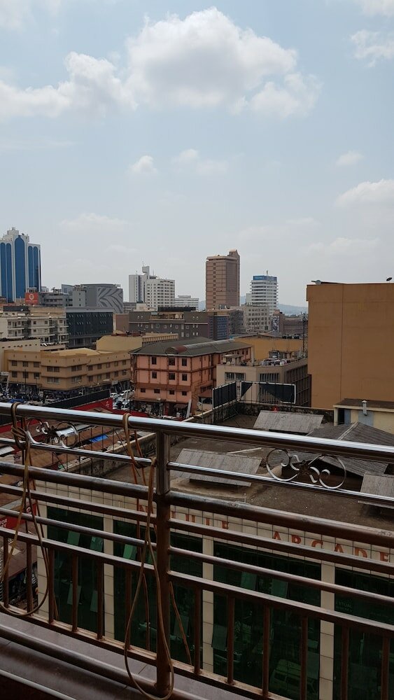 Фото Biraj International Hotel