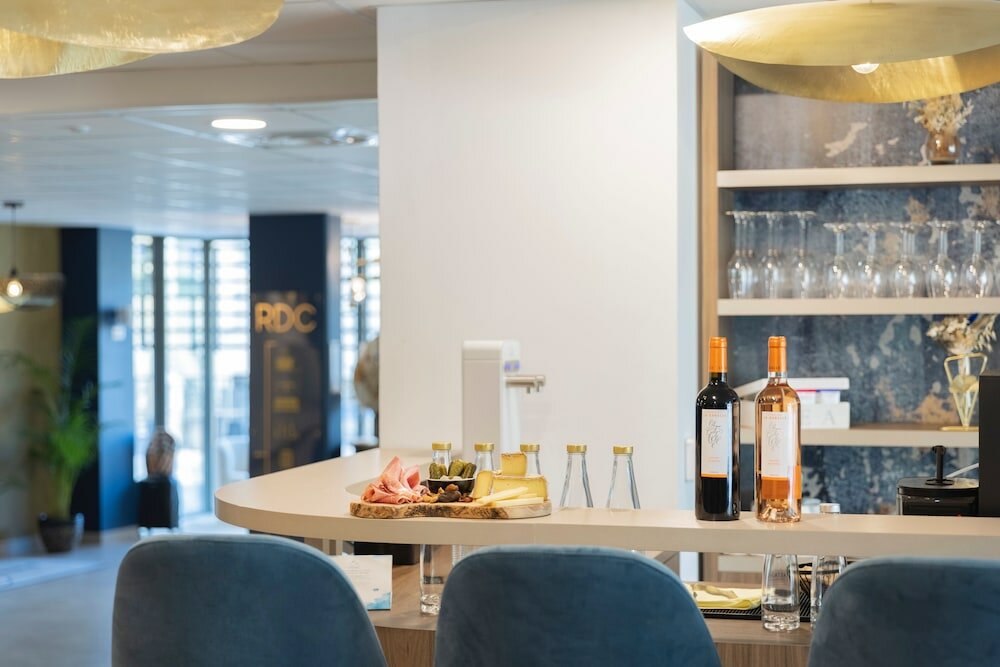 Фото The Originals Résidence Aix Schuman