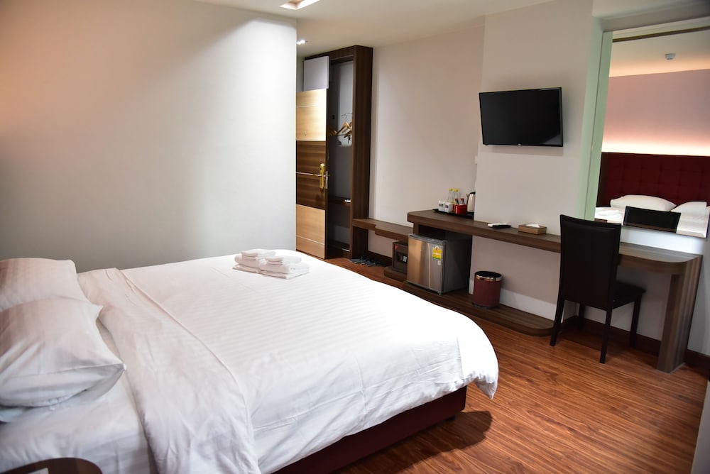 Фото Grand Pink Hotel Hat Yai