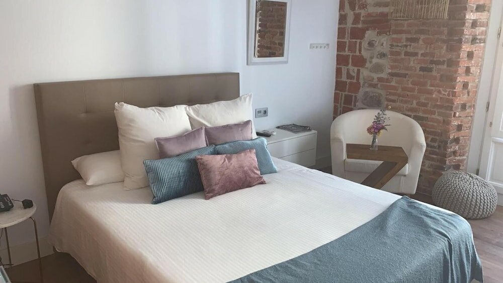 Фото Hostal Albany