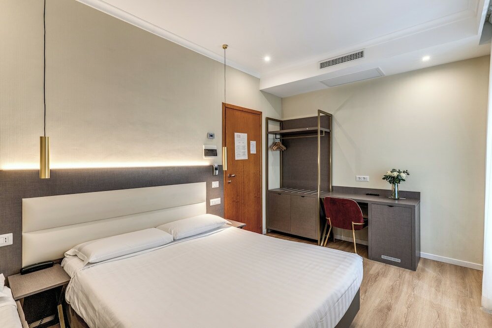 Фото Flower Garden Hotel Rome