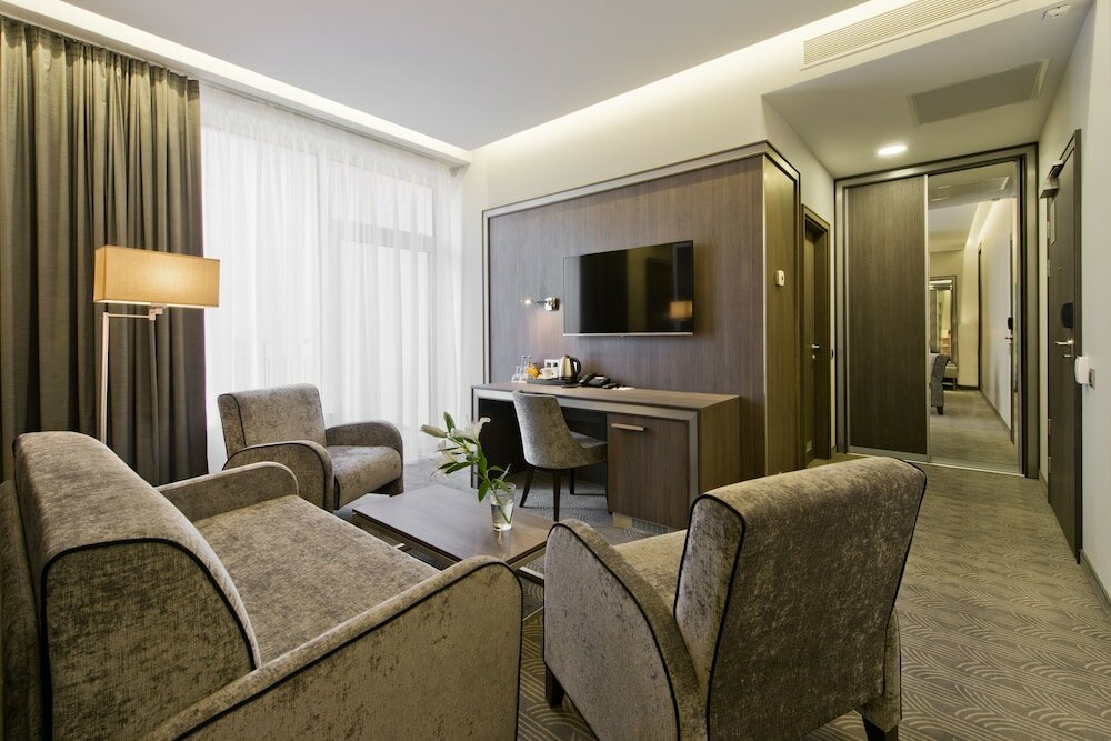 Фото Hotel Congress Avenue