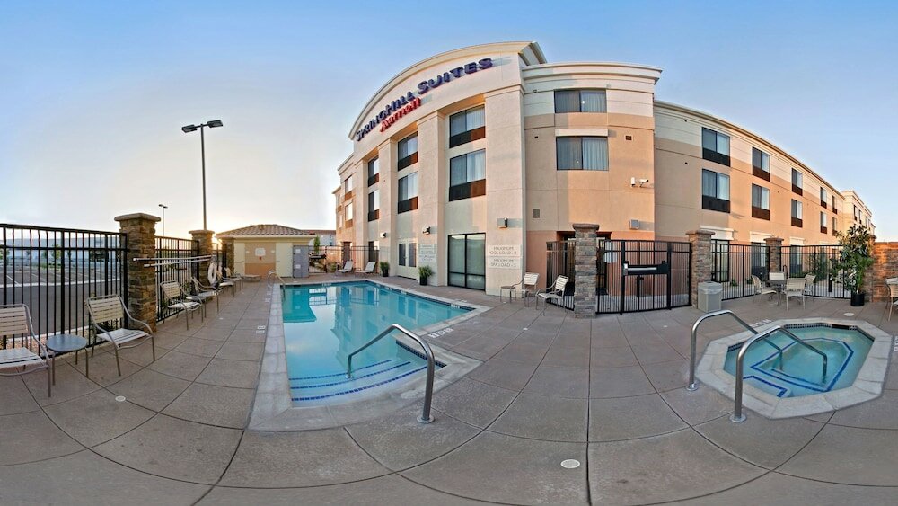Фото SpringHill Suites by Marriott Lancaster