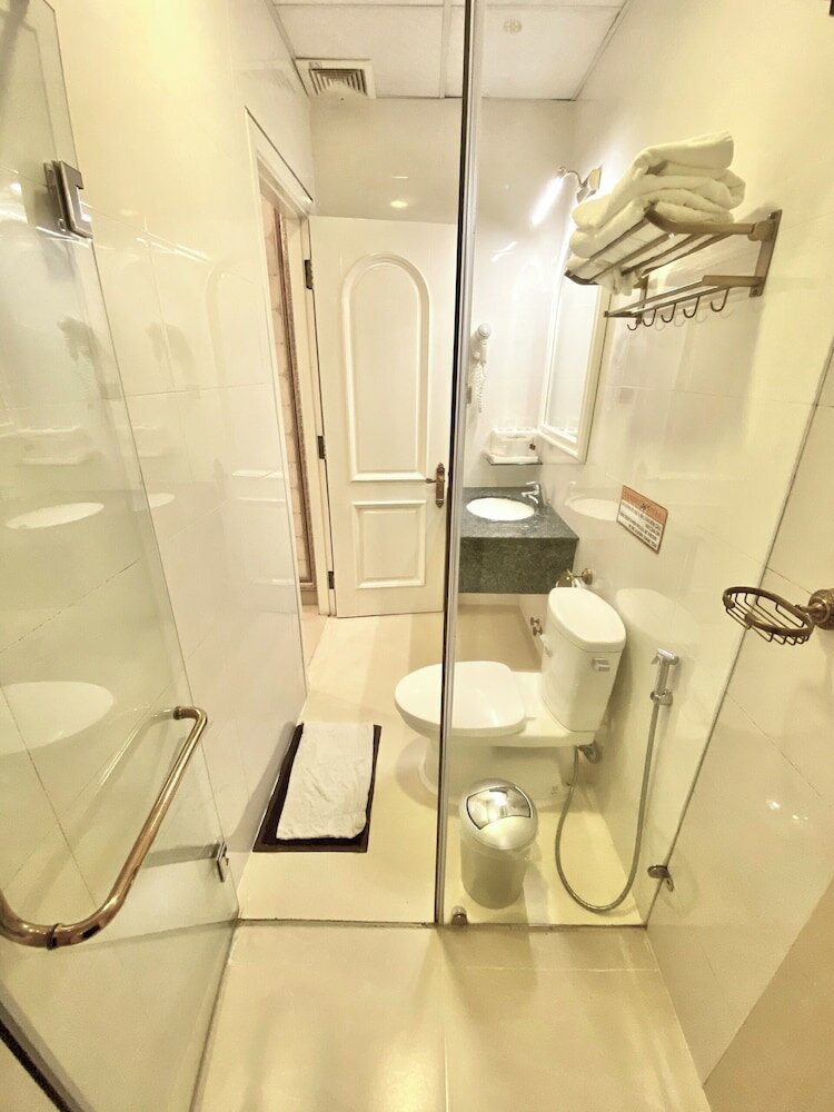 Фото Tulip Hotel 3