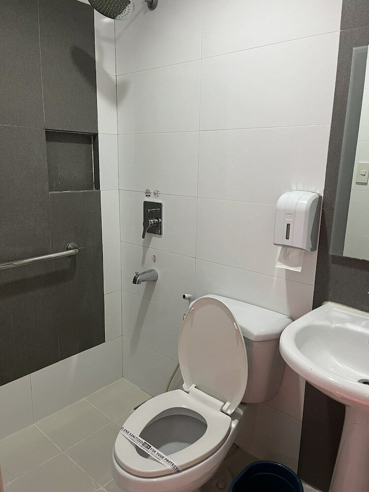 Фото Hotel Sogo Quirino Motor Drive Inn