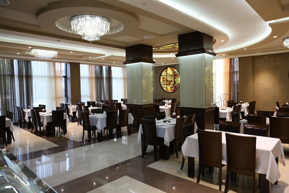 Фото New Nairi Hotel