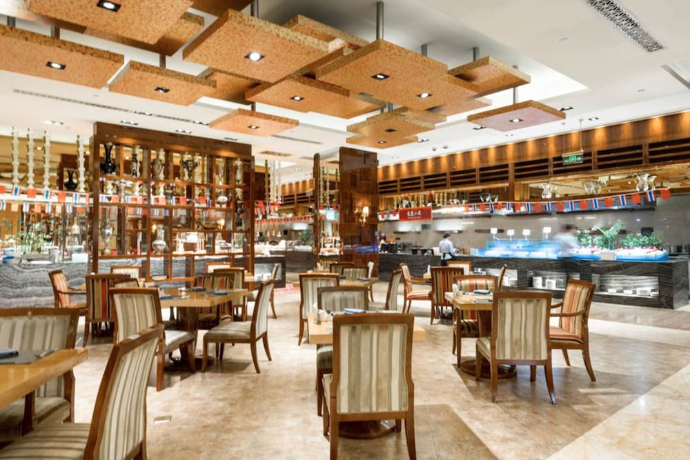 Фото Sheraton Chongqing Hotel