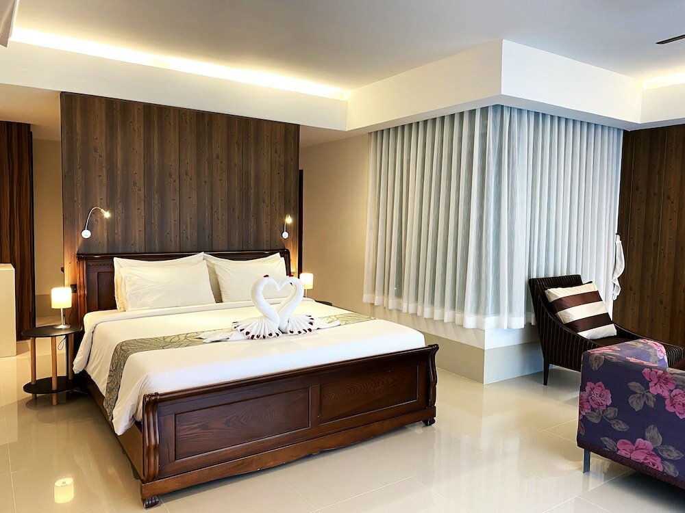 Фото L'esprit de Naiyang Beach Resort