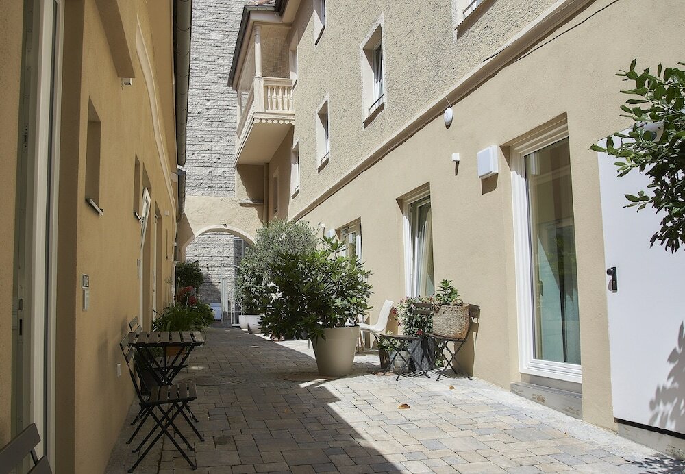 Фото Hotel Am Peterstor