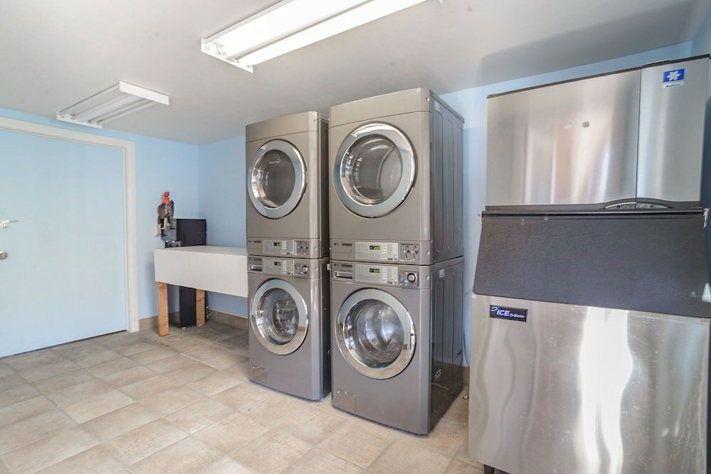 Фото Pioneer Lodge