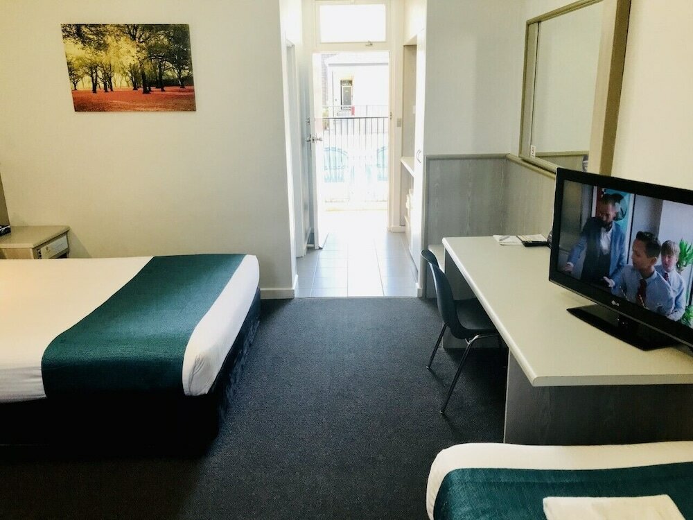 Фото Comfort Inn Glenelg