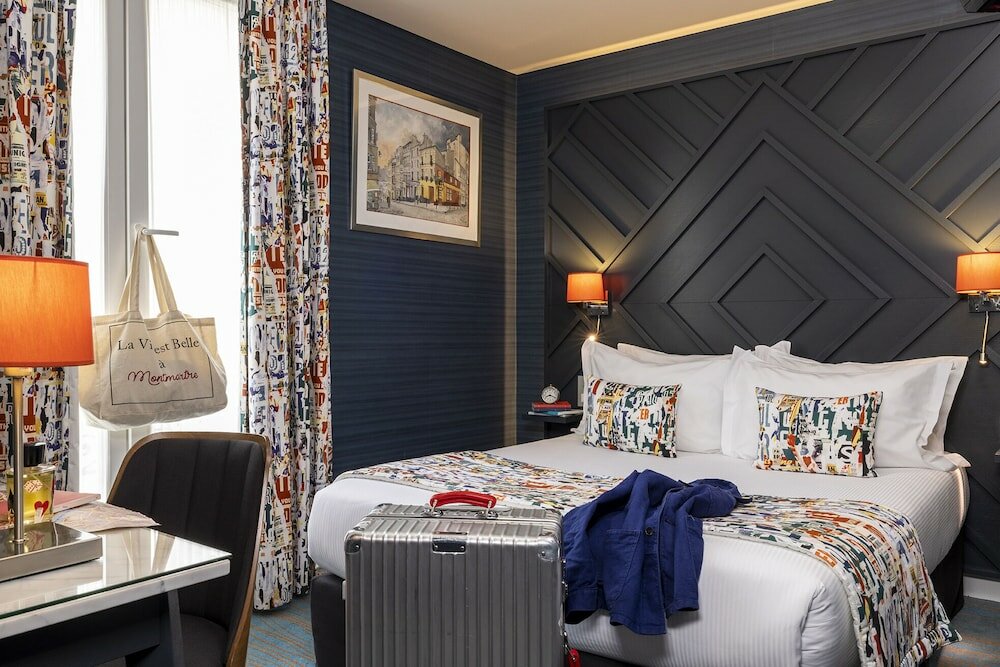 Фото Hotel Des Arts Paris Montmartre