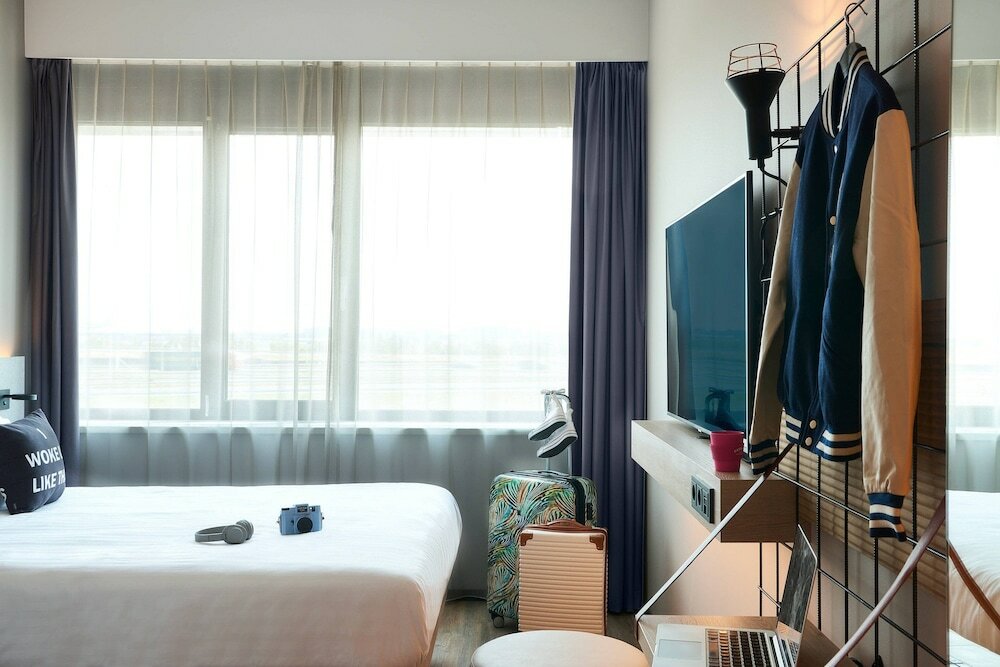 Фото Best Western Plus Amsterdam Airport Hotel