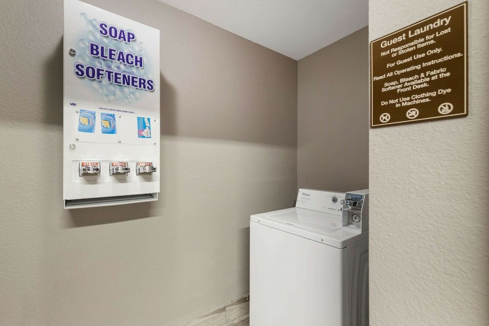 Фото Comfort Inn & Suites Near Medical Center