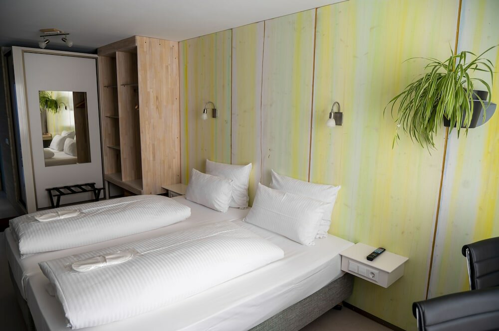 Фото Abalon Hotel Ideal