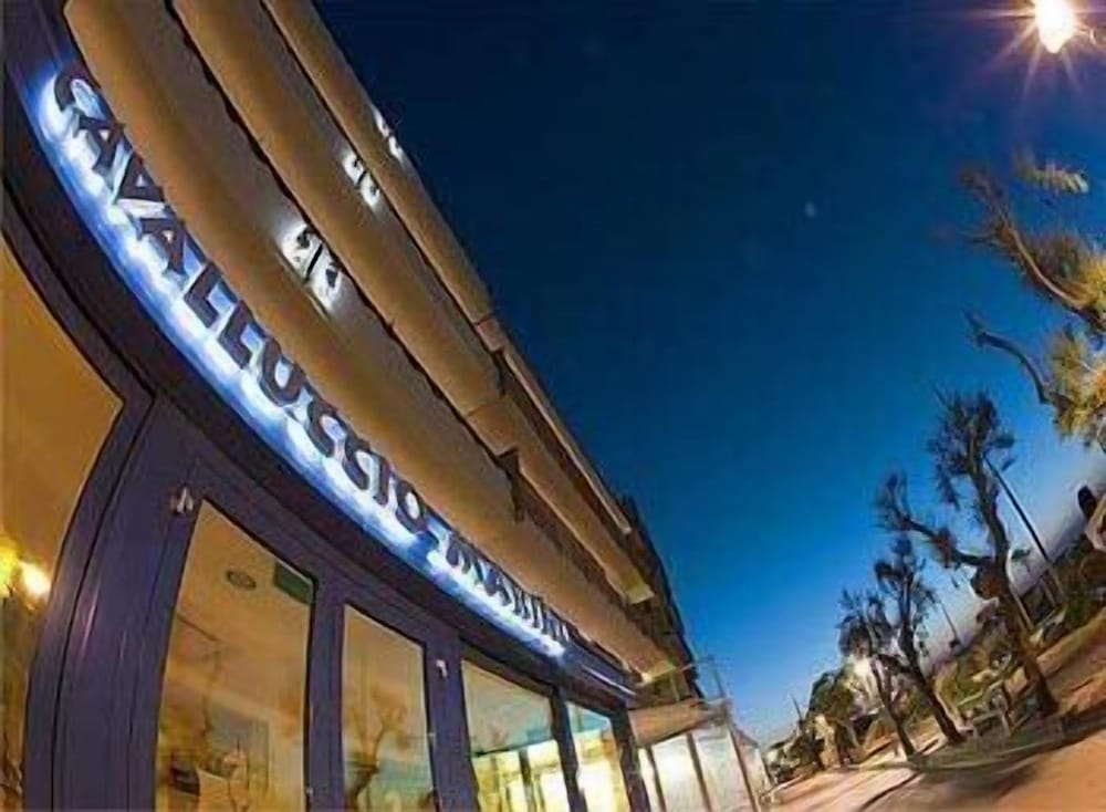 Фото Hotel Cavalluccio Marino