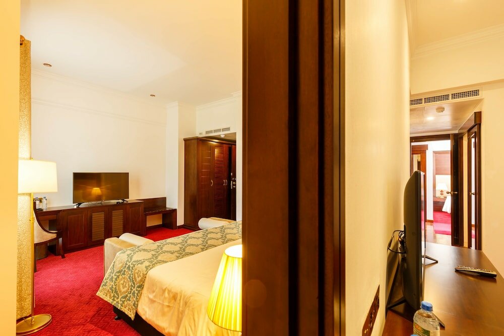 Фото Отель Trillium Boutique City Hotel