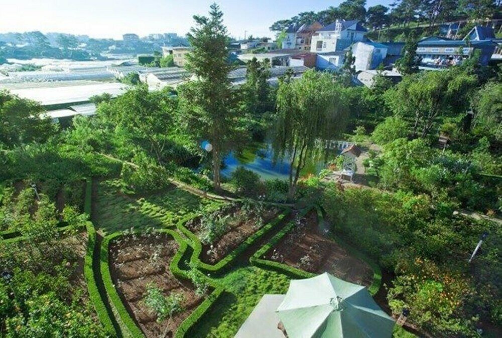 Фото Dalat Terrasse Des Roses Villa