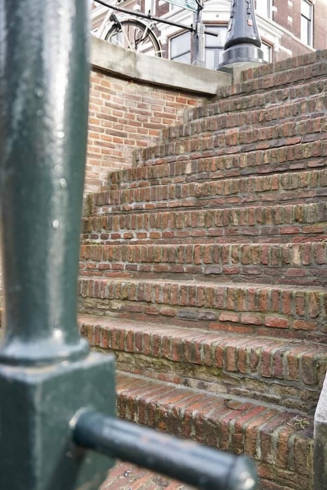 Фото Court Hotel City Centre Utrecht