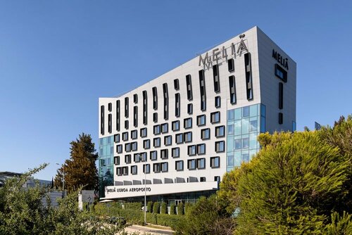 Гостиница Melia Lisboa Aeroporto в Округе Лиссабон