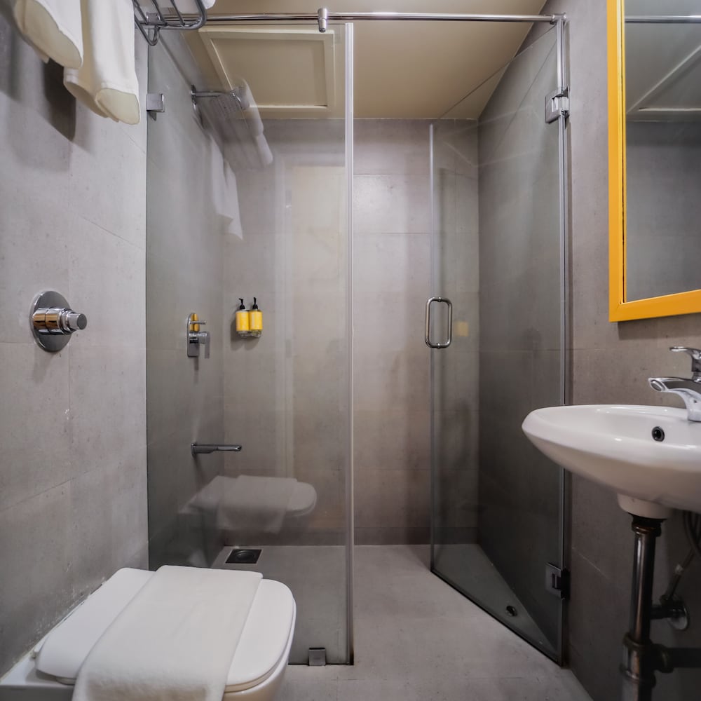 Фото Bloom Hotel Worli