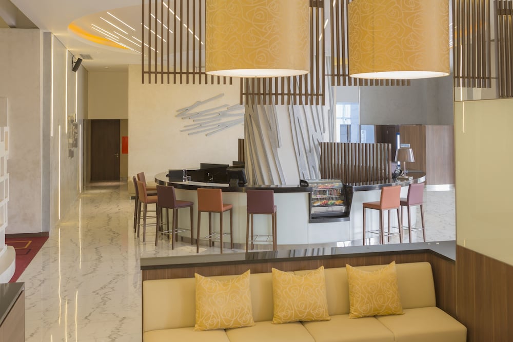 Фото Holiday Inn Express Jakarta Pluit Citygate, an Ihg Hotel