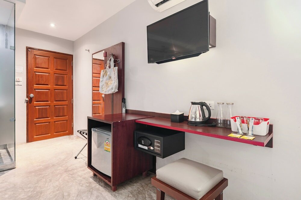 Фото Ruamchitt Plaza Hotel