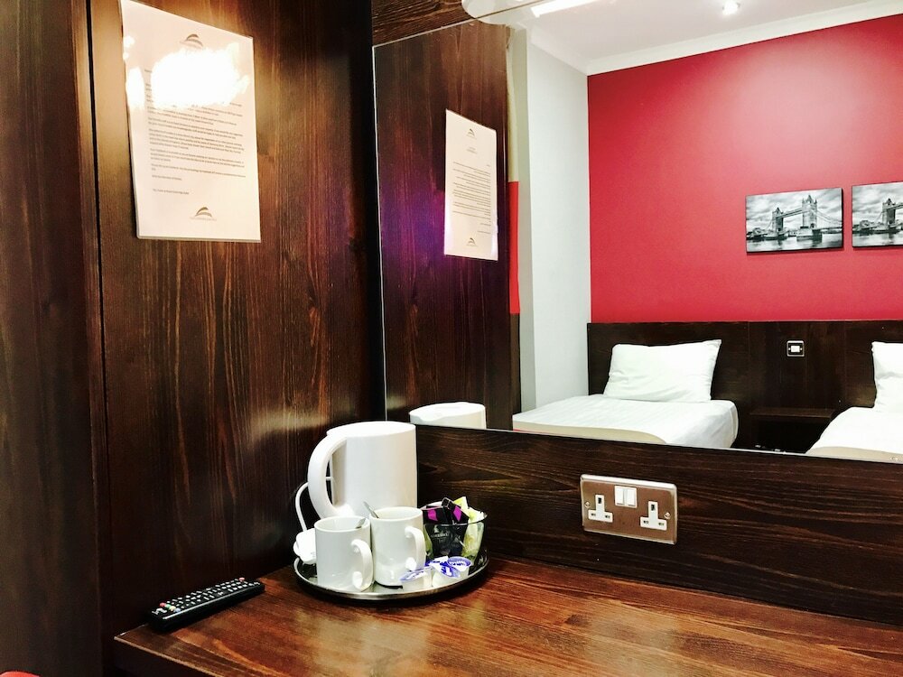 Фото Royal Cambridge Hotel