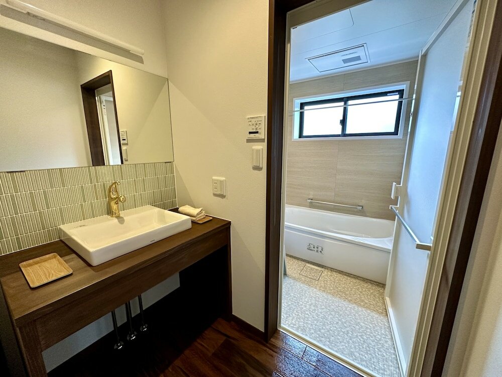 Фото Inase Otsu Machiya Bed & Breakfast