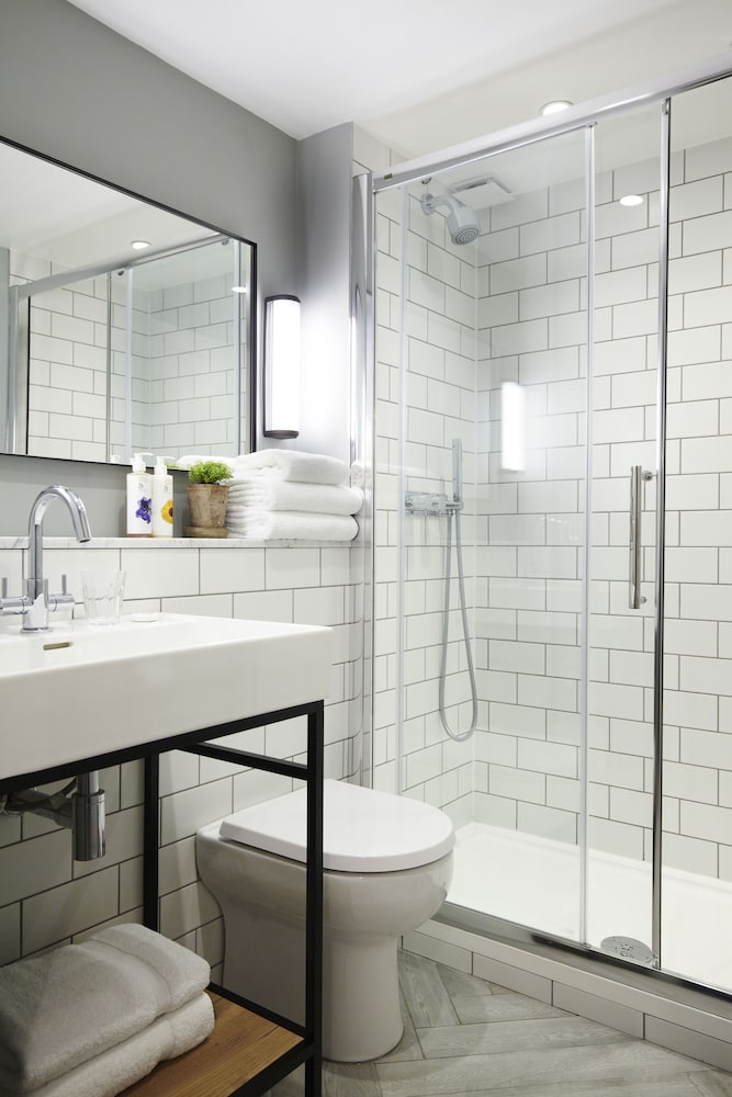 Фото Lime Tree Hotel