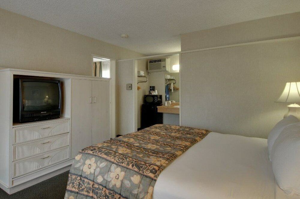 Фото Vagabond Inn Ventura