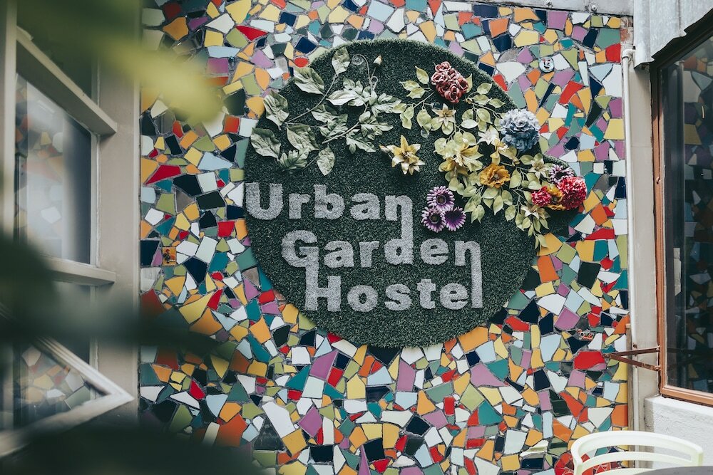 Фото Urban Garden Hostel