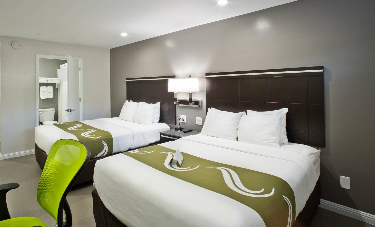 Фото Quality Inn Hayward