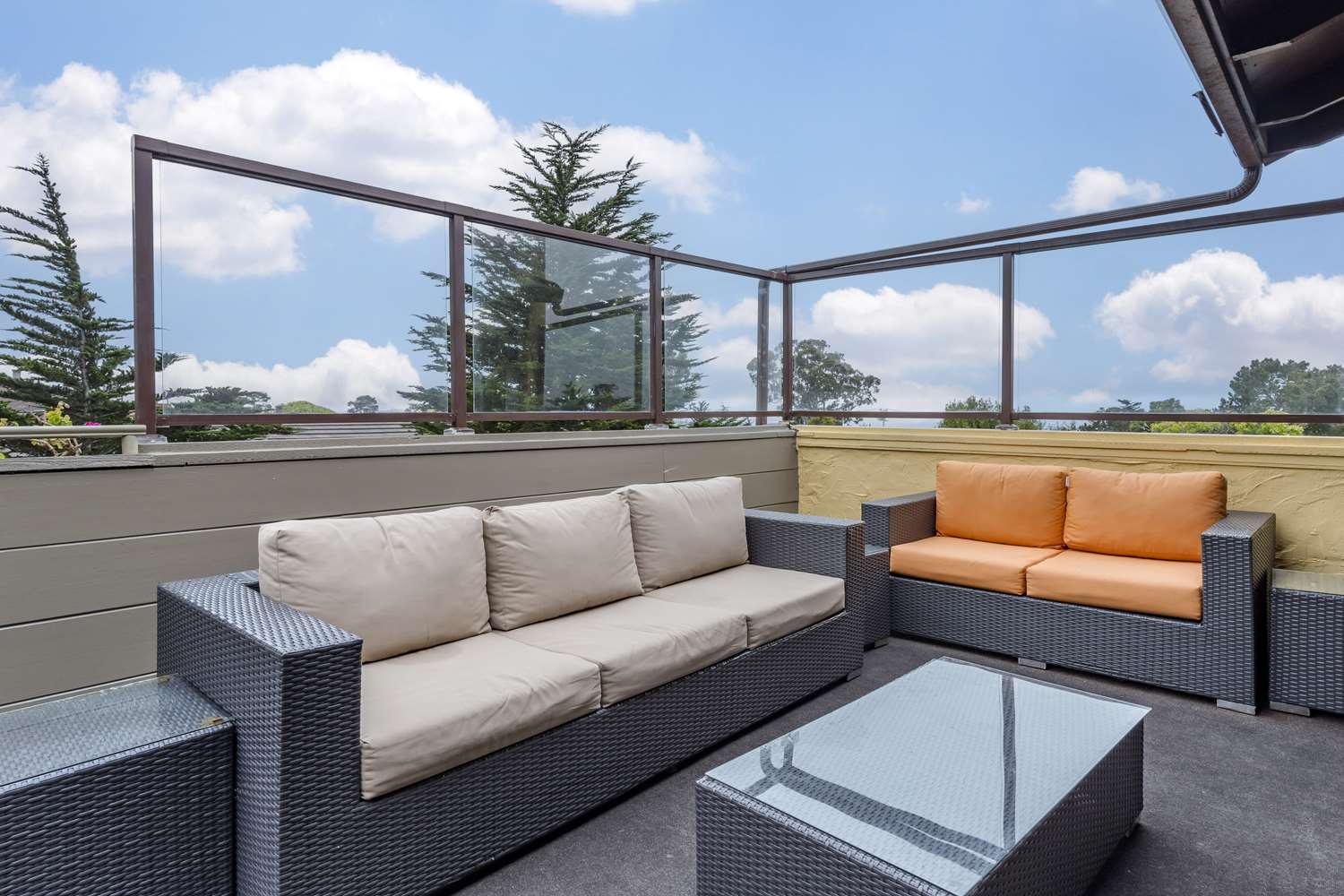 Фото Best Western Carmel's Town House Lodge