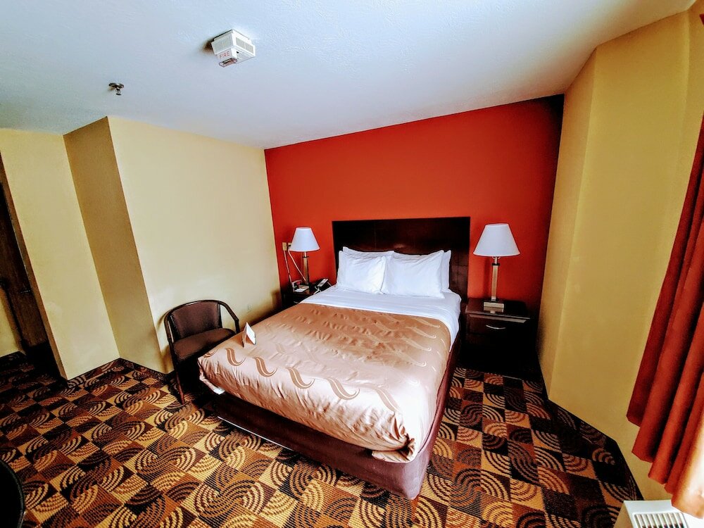 Фото Quality Inn Brunswick Cleveland South