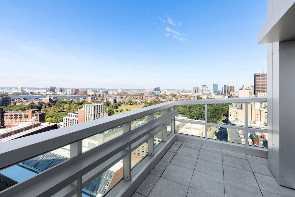 Фото Moxy Boston Downtown