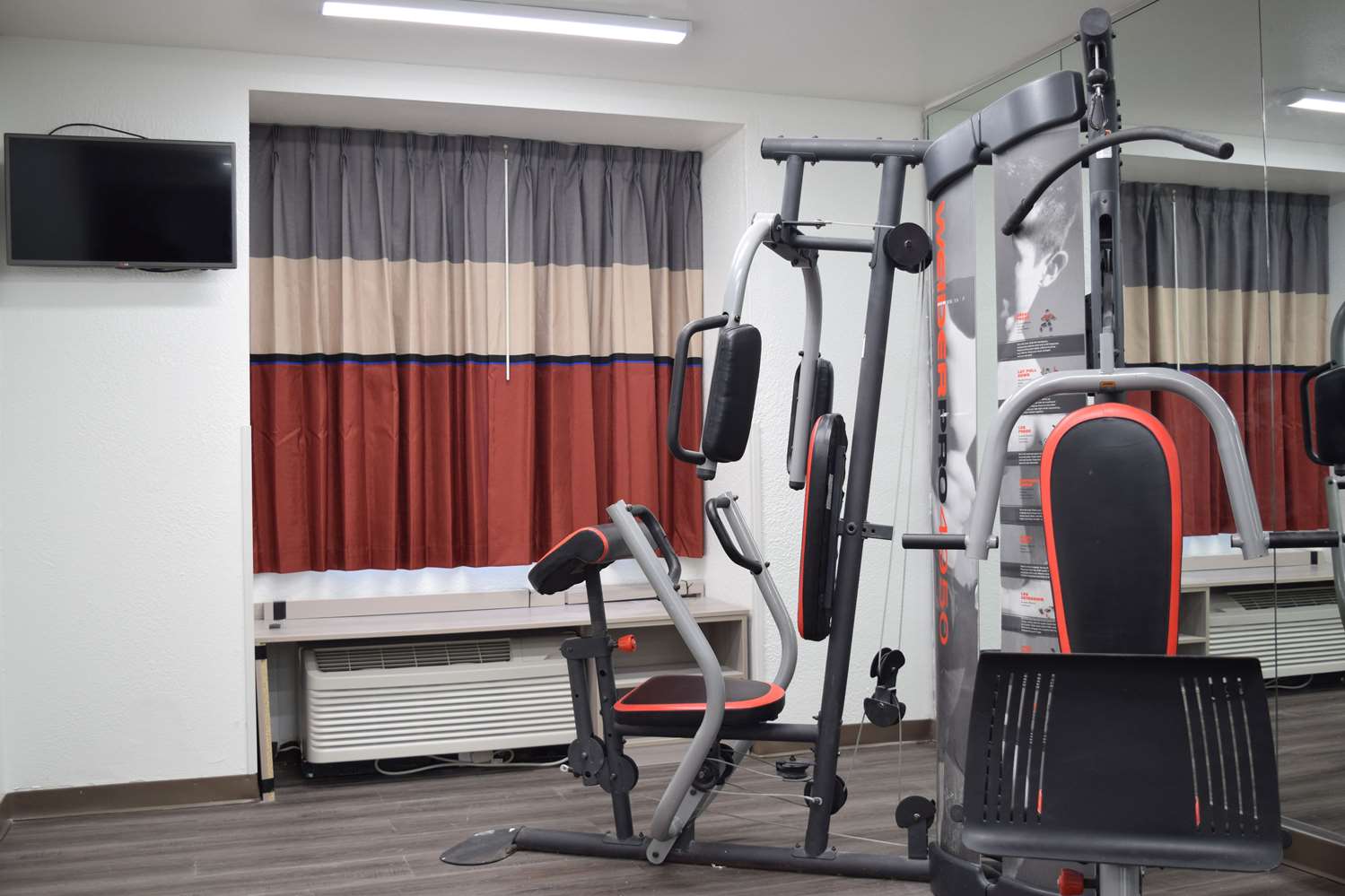 Фото Microtel Inn & Suites by Wyndham Raleigh