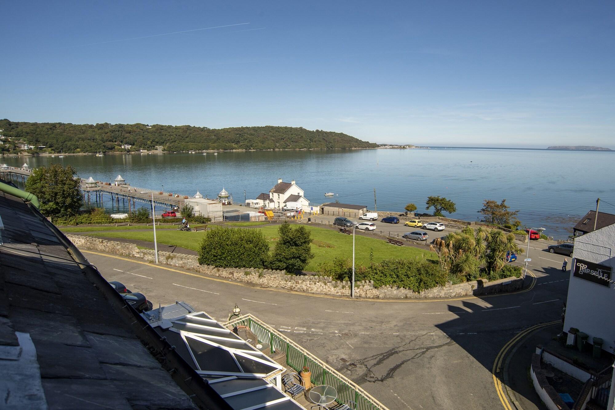 Фото Eryl Mor Hotel