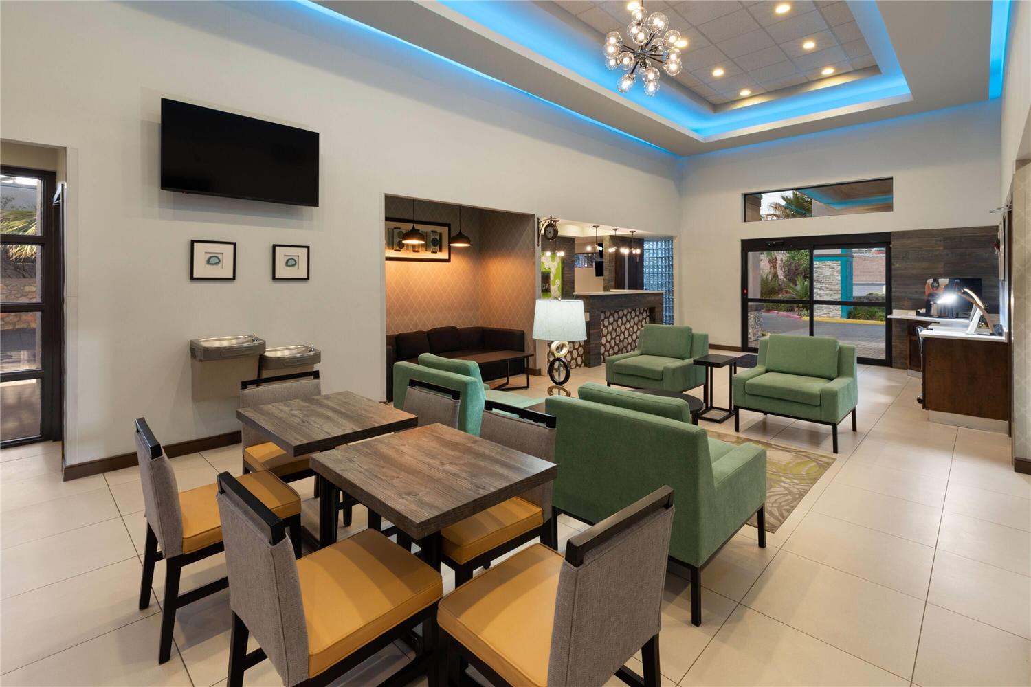 Фото Ramada by Wyndham El Paso