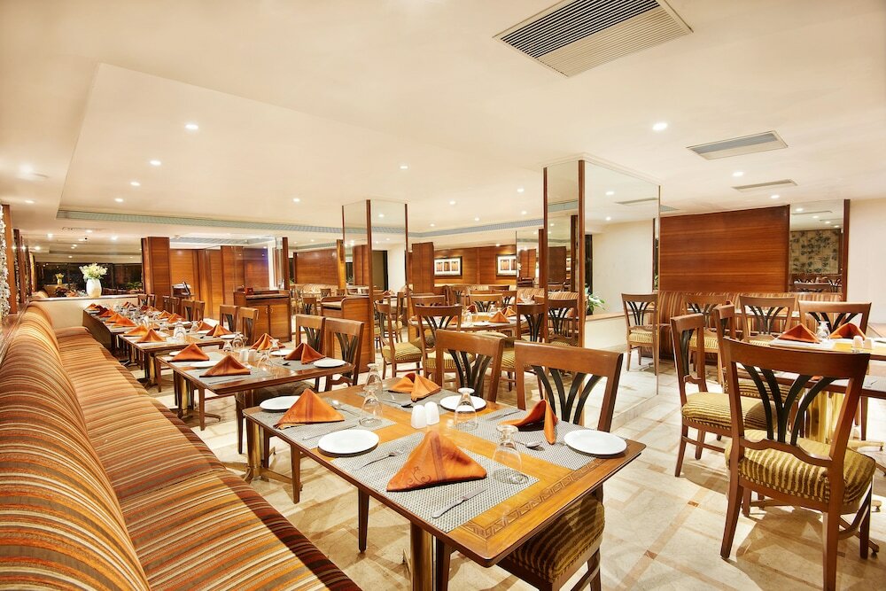 Фото The Shalimar Hotel