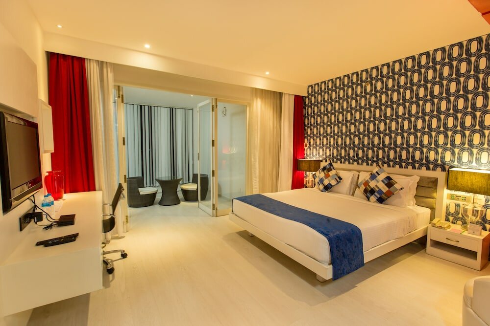 Фото Hash Six Hotels